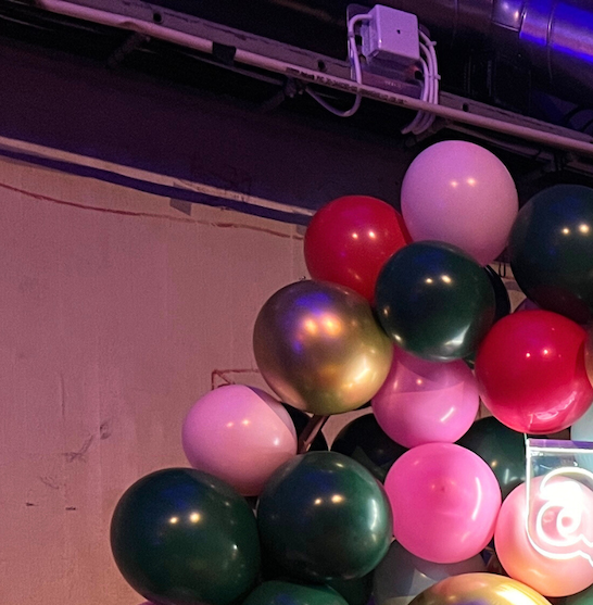 Ballong kurs lära sig göra girlanger och dekorationer med ballonger